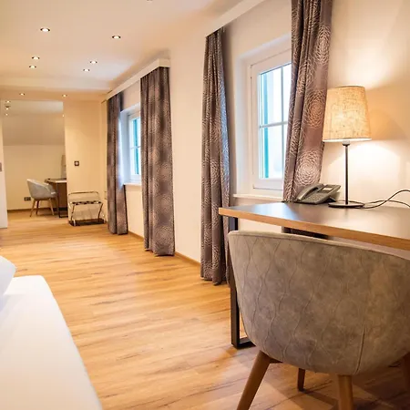 Seehotel Schlick 호텔 푸슐암시