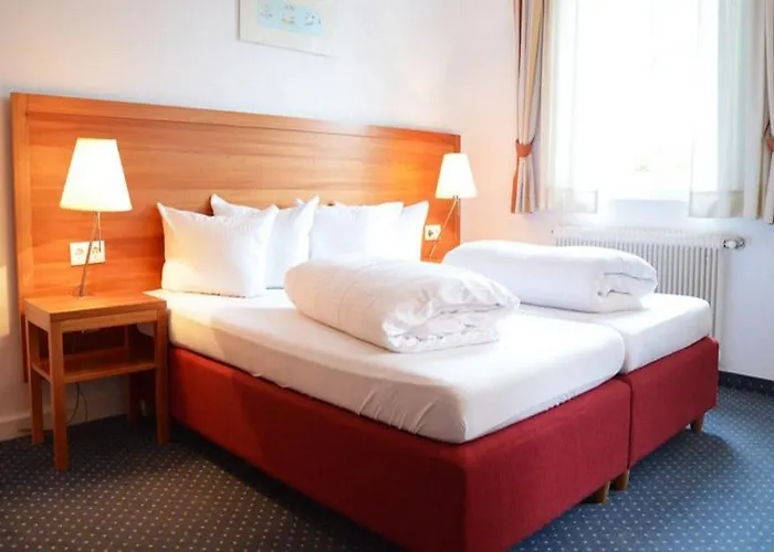 ホテル Seehotel Schlick 3*