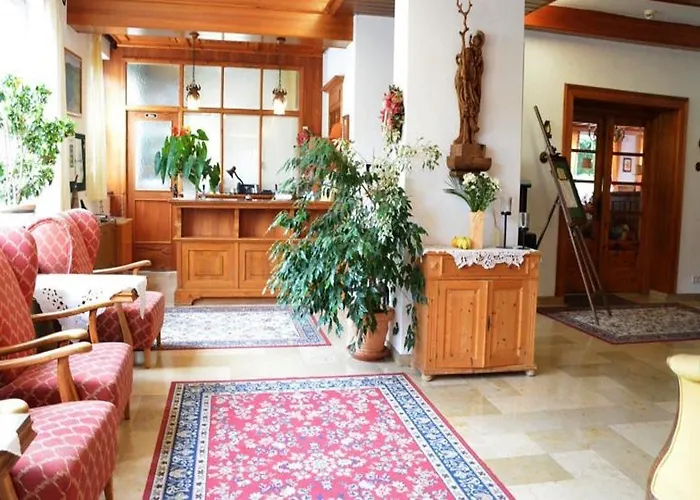 Seehotel Schlick フシュル・アム・ゼー